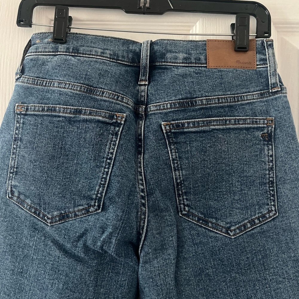 Madewell Women's Blue Jeans - Picture 4 of 4
